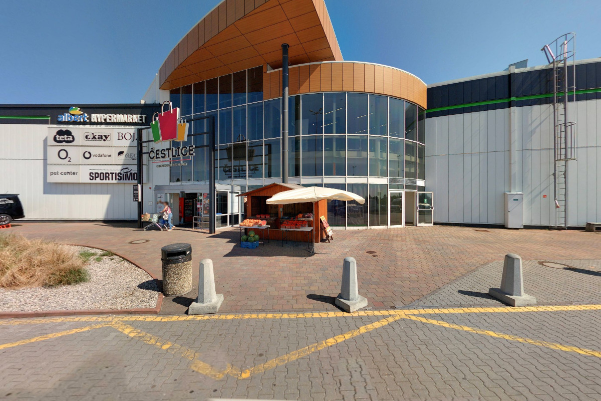 SPACE mobilní telefony