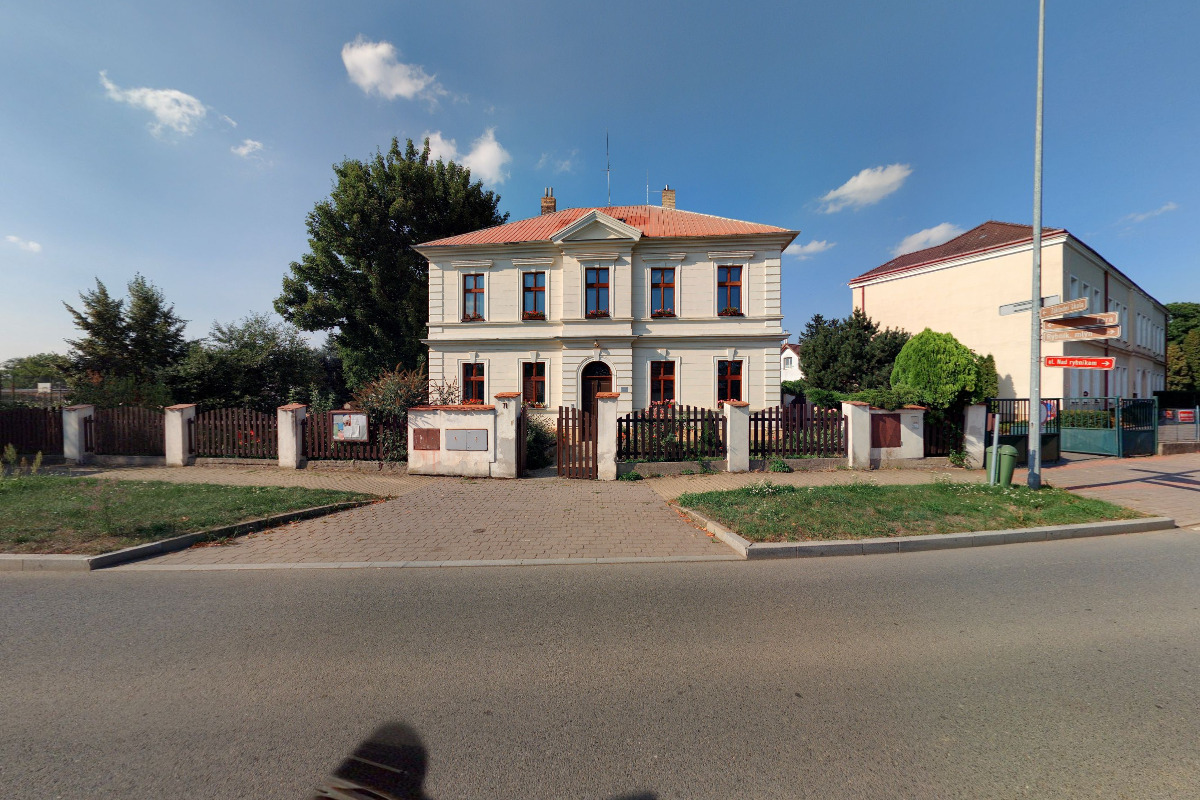 Římskokatolická farnost u kostela Nanebevzetí Panny Marie Praha - Dolní Počernice