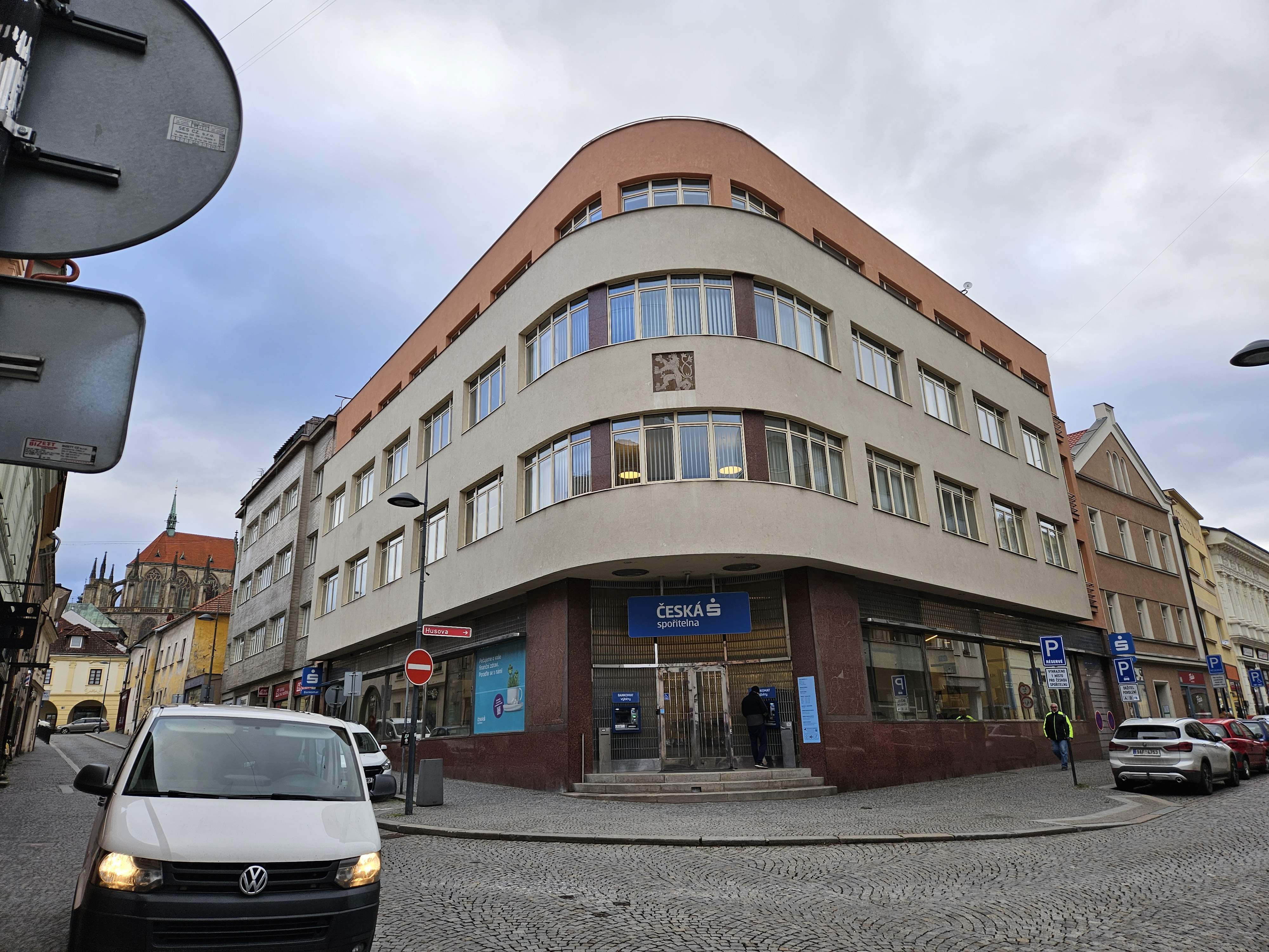 Česká spořitelna, a.s. foto 2