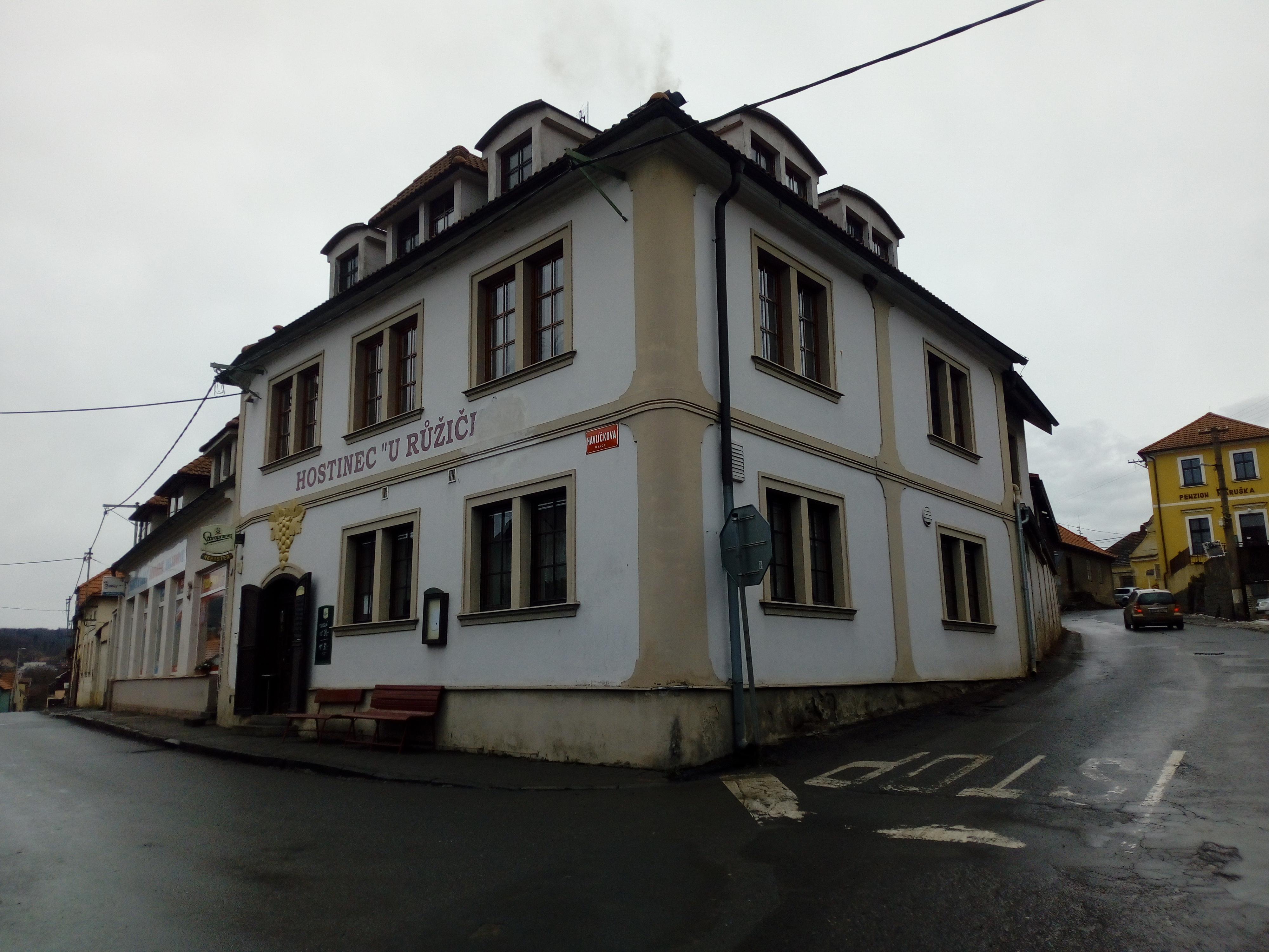 HOSTINEC U RŮŽIČKŮ