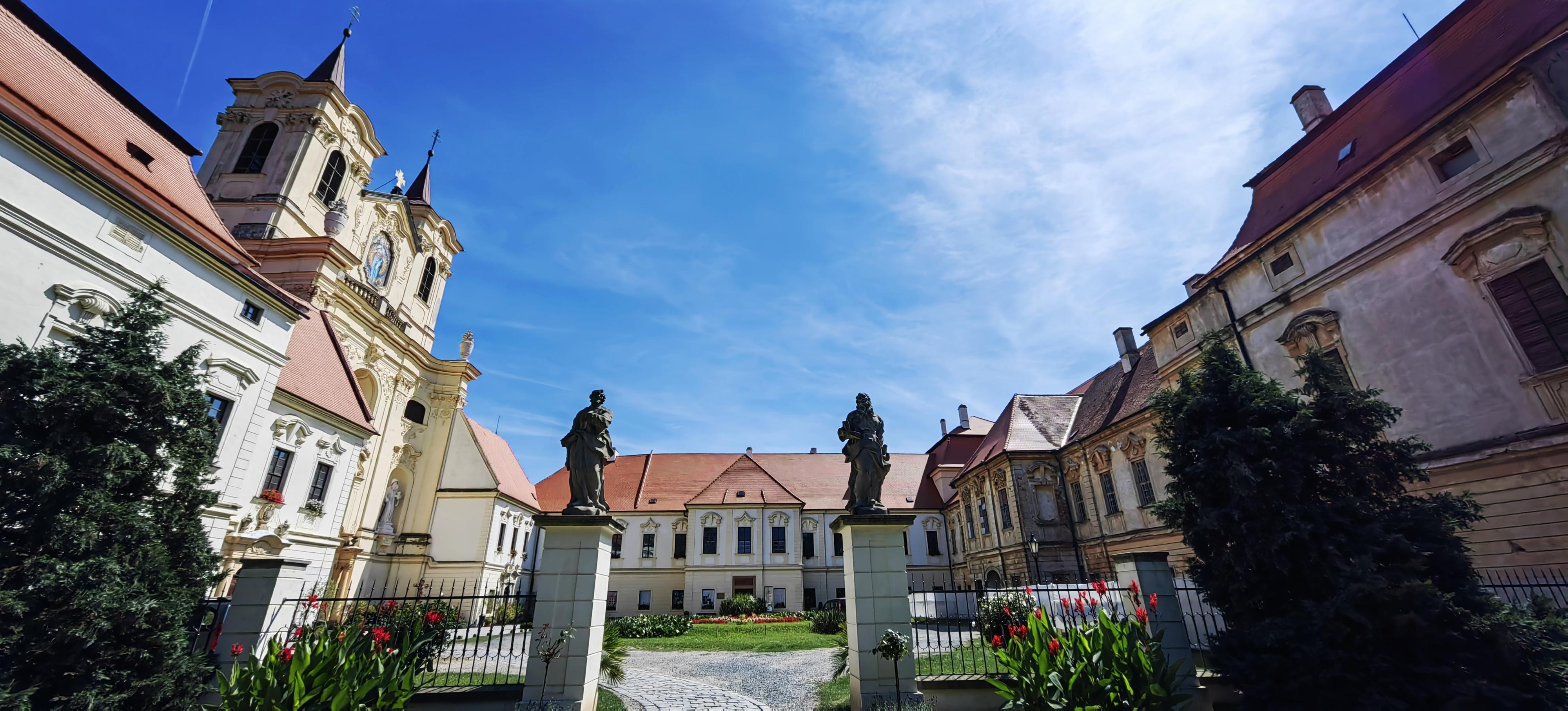 Památník písemnictví na Moravě foto 2