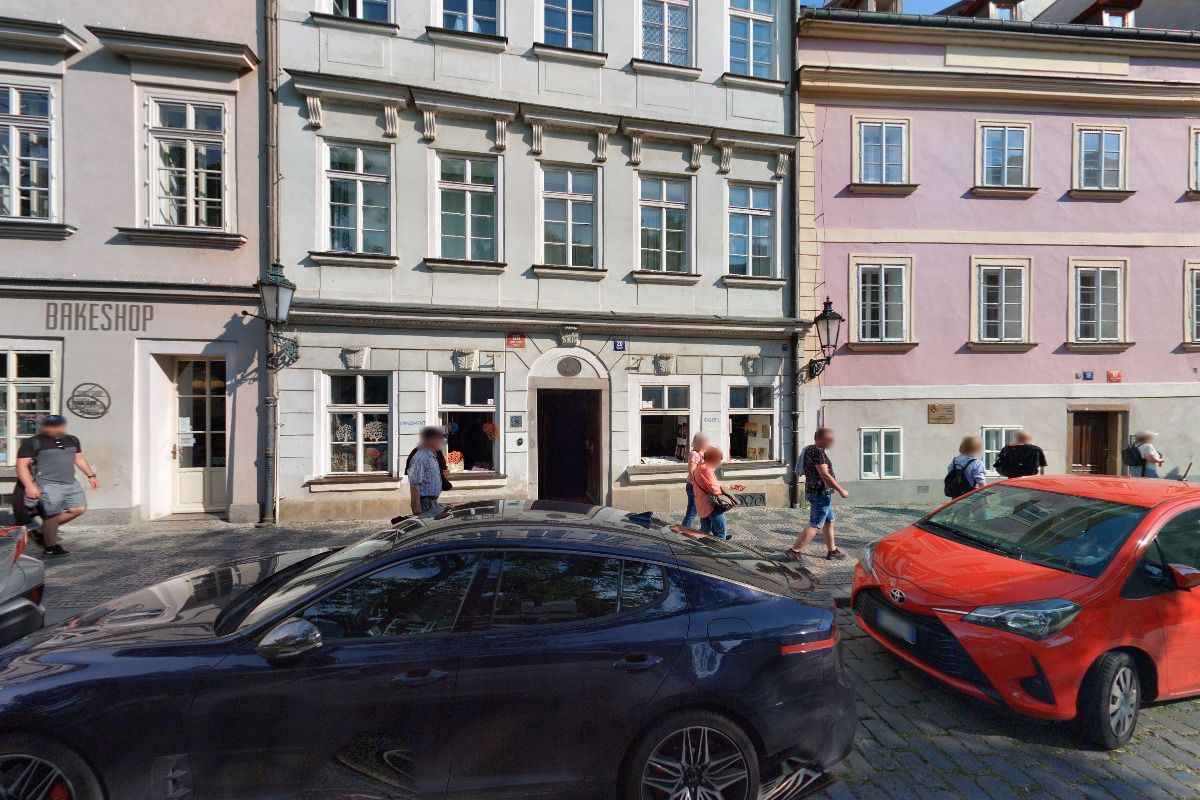 Residence Charles Bridge