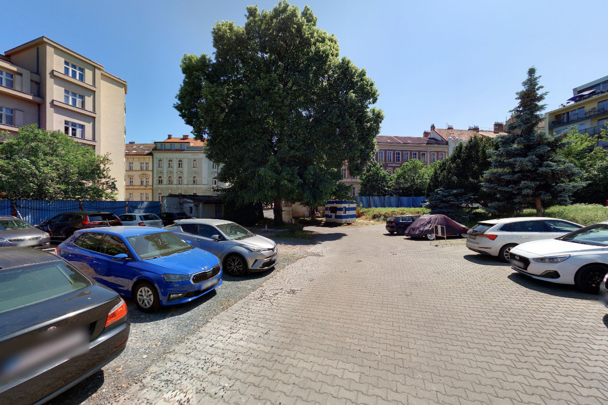 Parkoviště František Kratochvíl