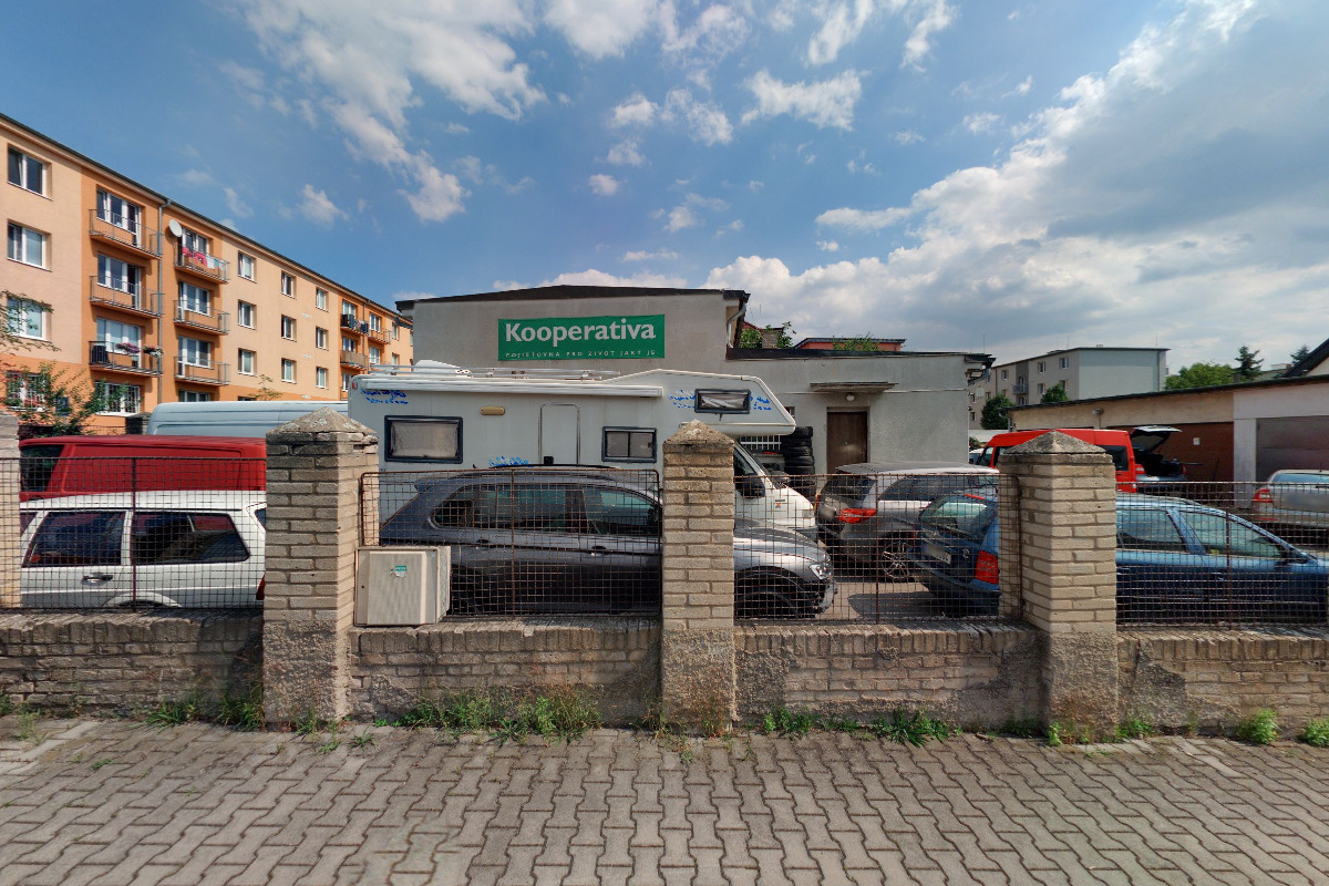 Autoservis a pneuservis V Humenci Praha