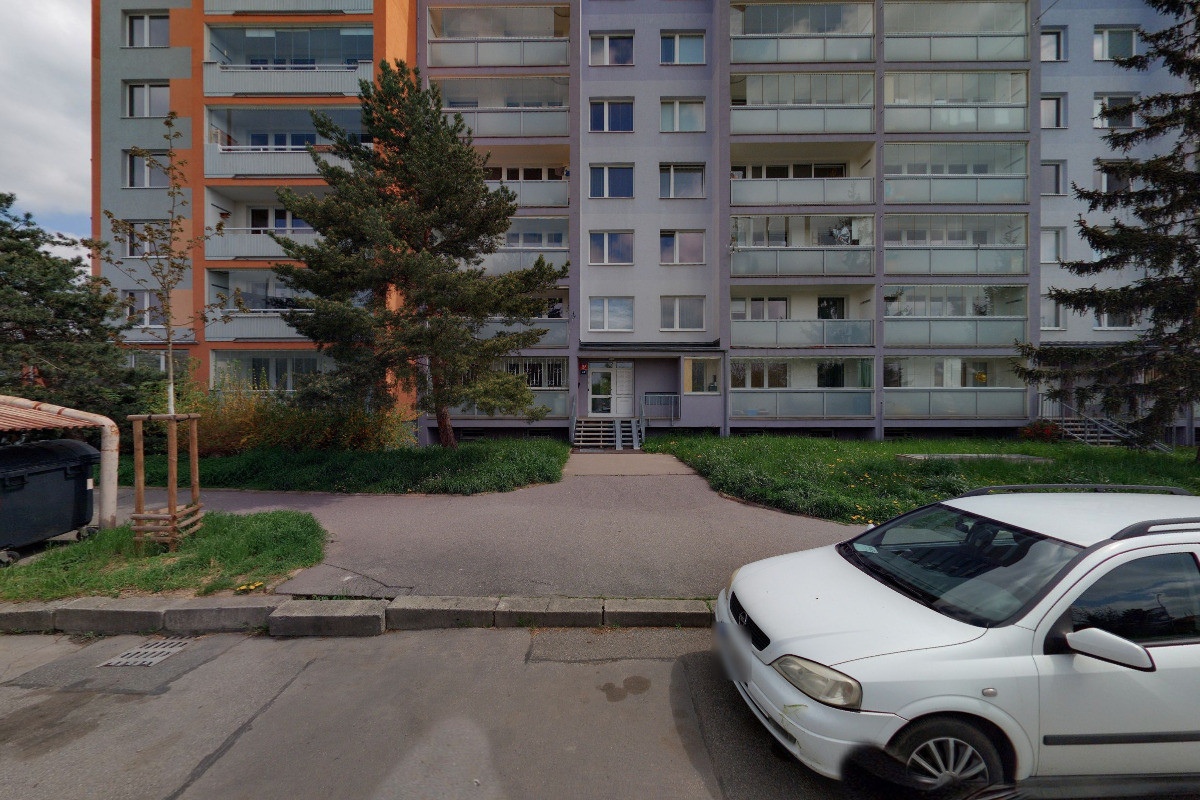 Rodinní bankéři s.r.o. - Lukáš Slavíček foto 2