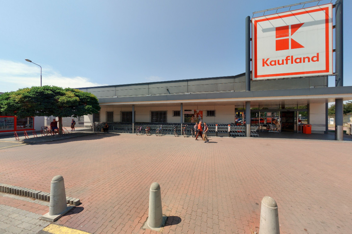 Nabíjecí stanice pro elektrokola Legionářská