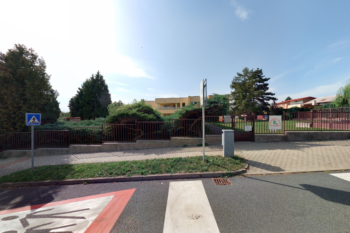 MŠ Praha 9, Spojenců