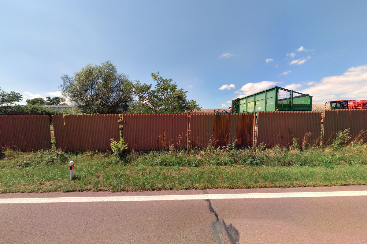 AGROCENTRUM HRUŠOVANY, spol. s r.o. foto 1