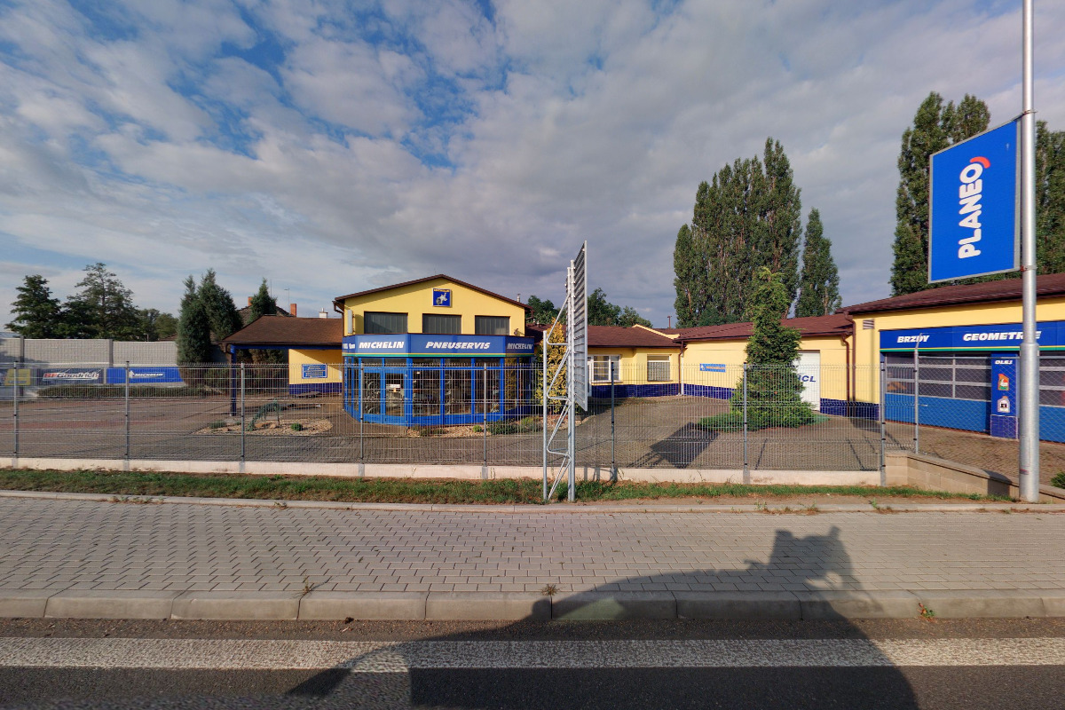 Radek Kincl - AUTO & PNEUSERVIS foto 5