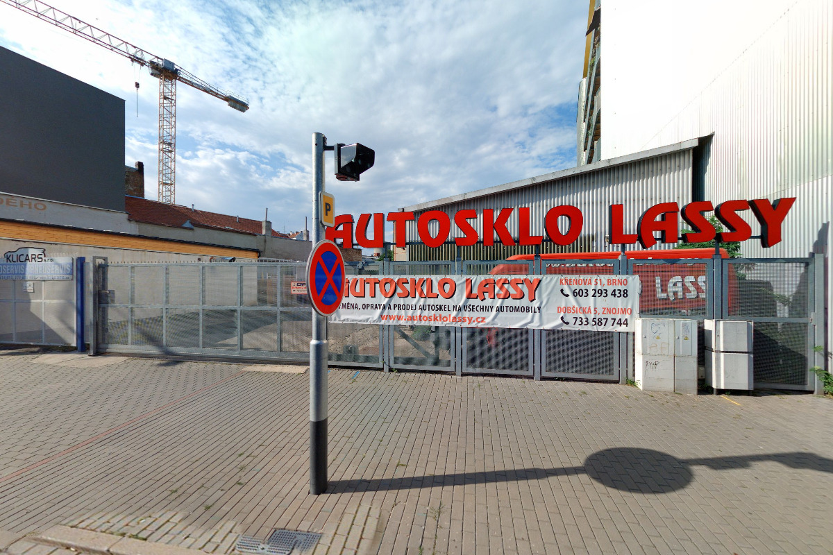 Autosklo LASSY foto 6