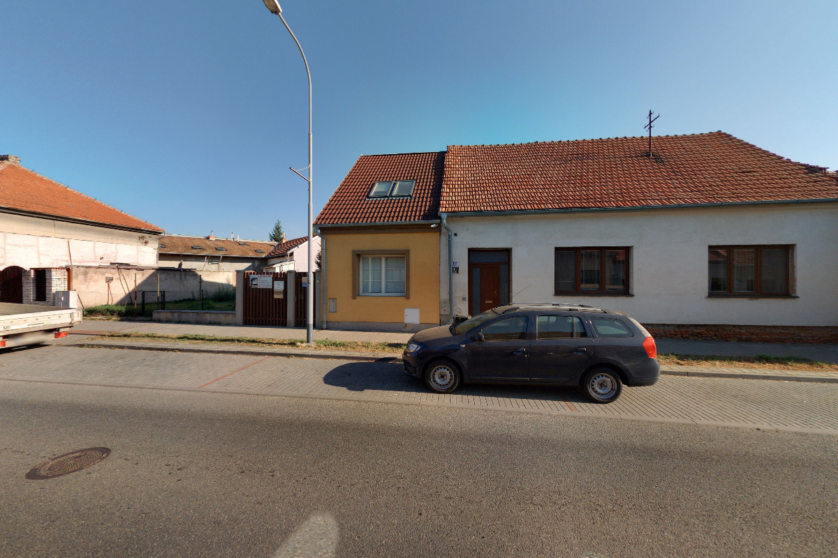 PETROS mont, družstvo