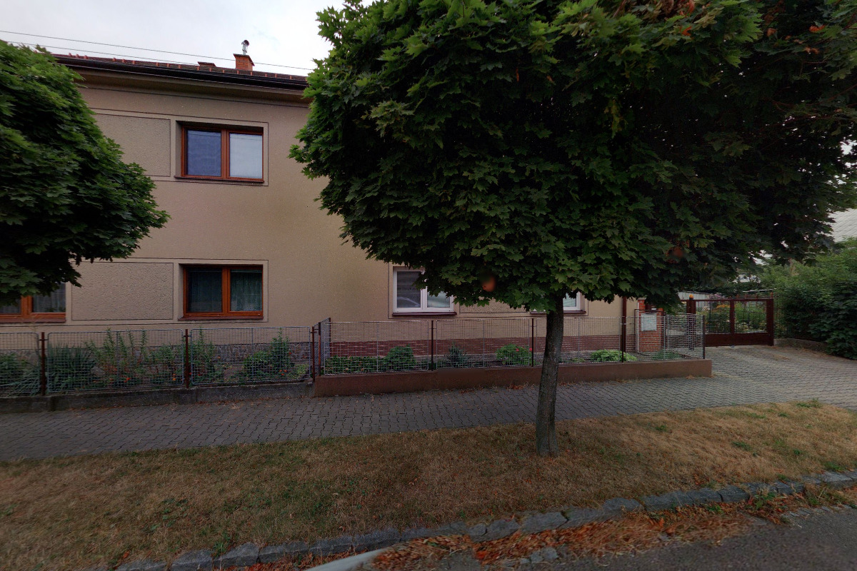 Prořezávky a vyžínání trávy Petr Líbal foto 1