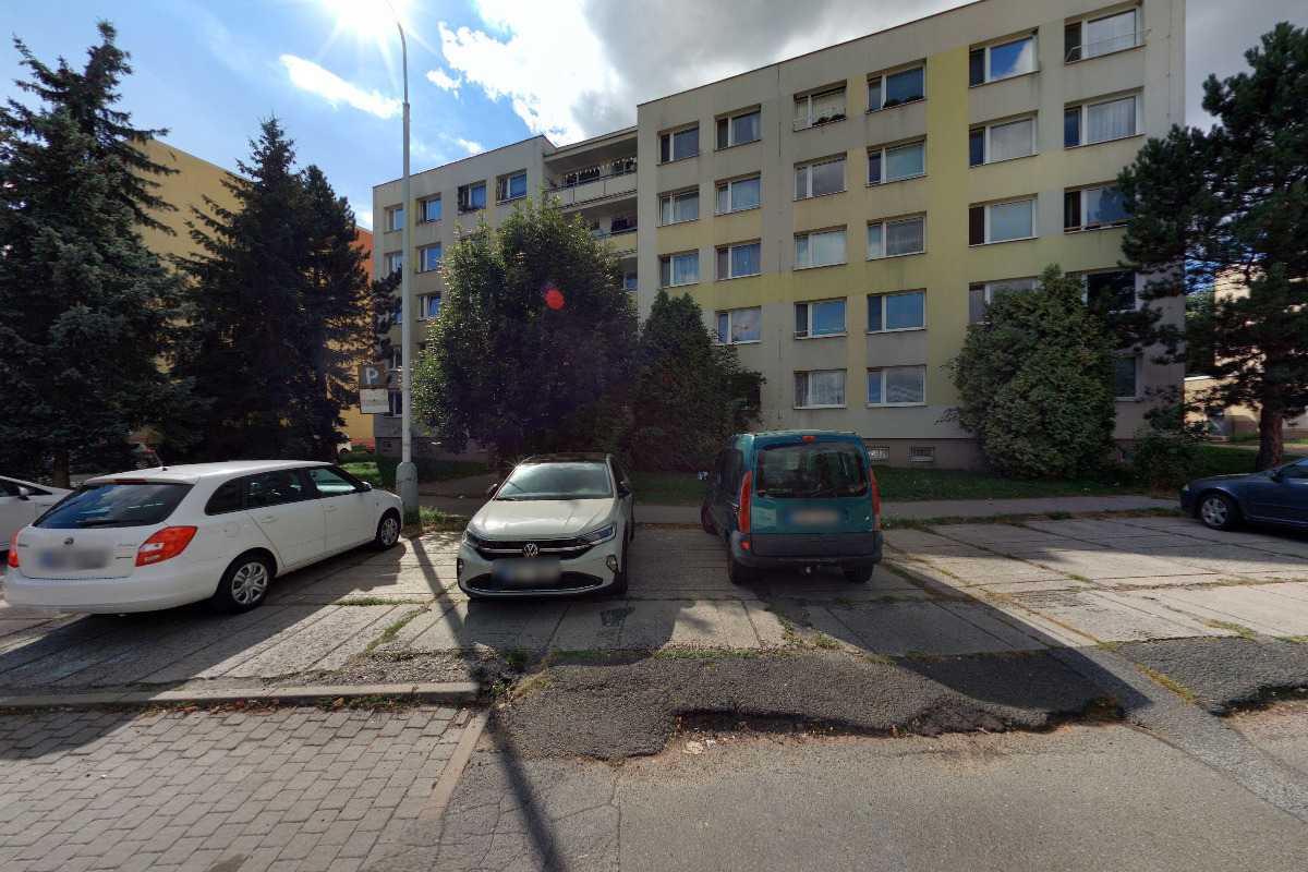 Ušák Martin - klempíř, opravy komínů, montáže hromosvodů