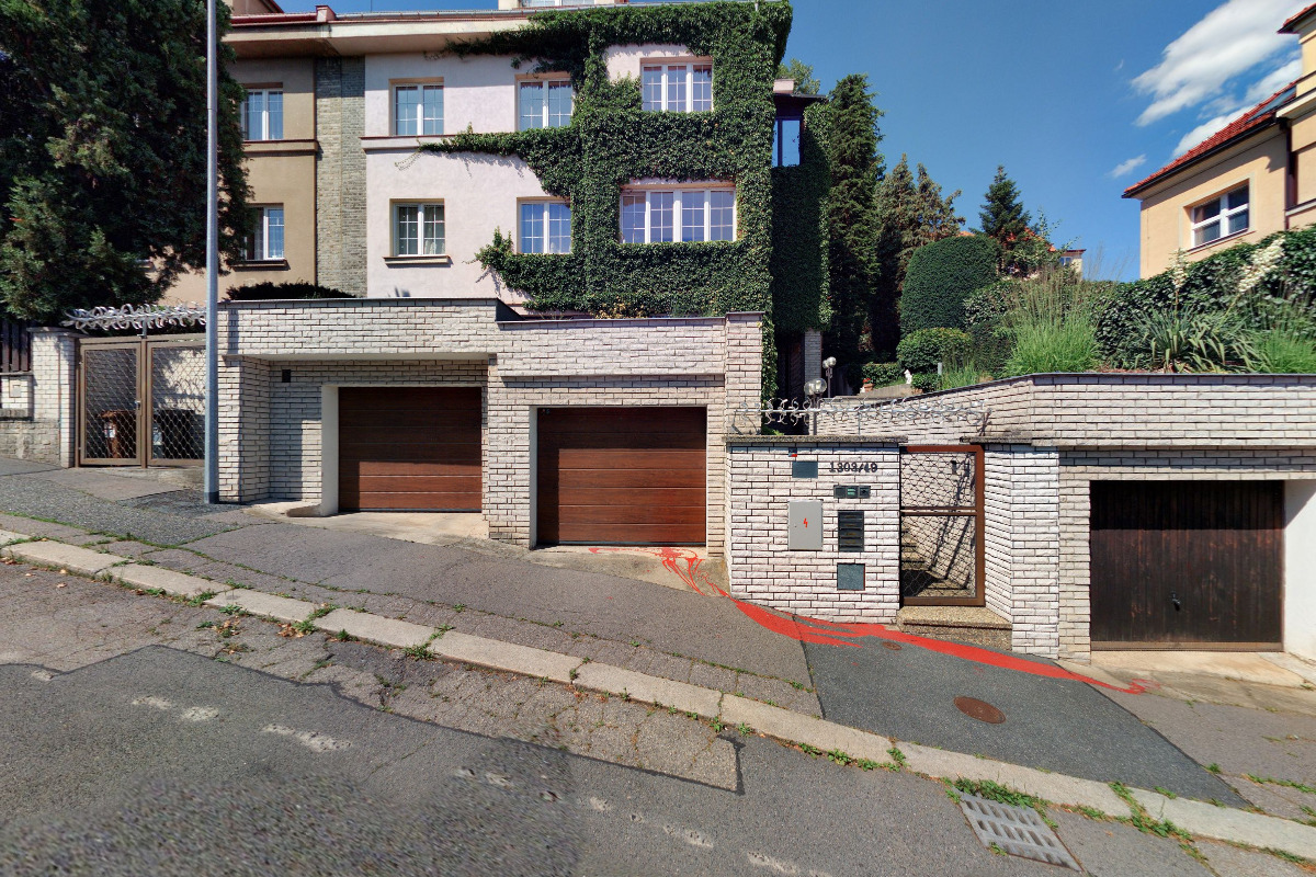 JUDr. Iva Pavlíková, Ph.D., advokátka