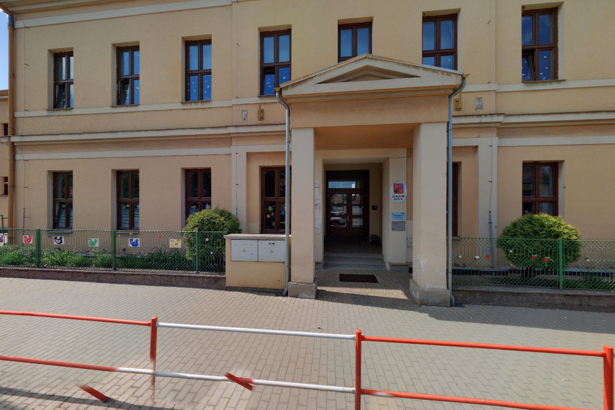 Základní škola a mateřská škola Přerov nad Labem