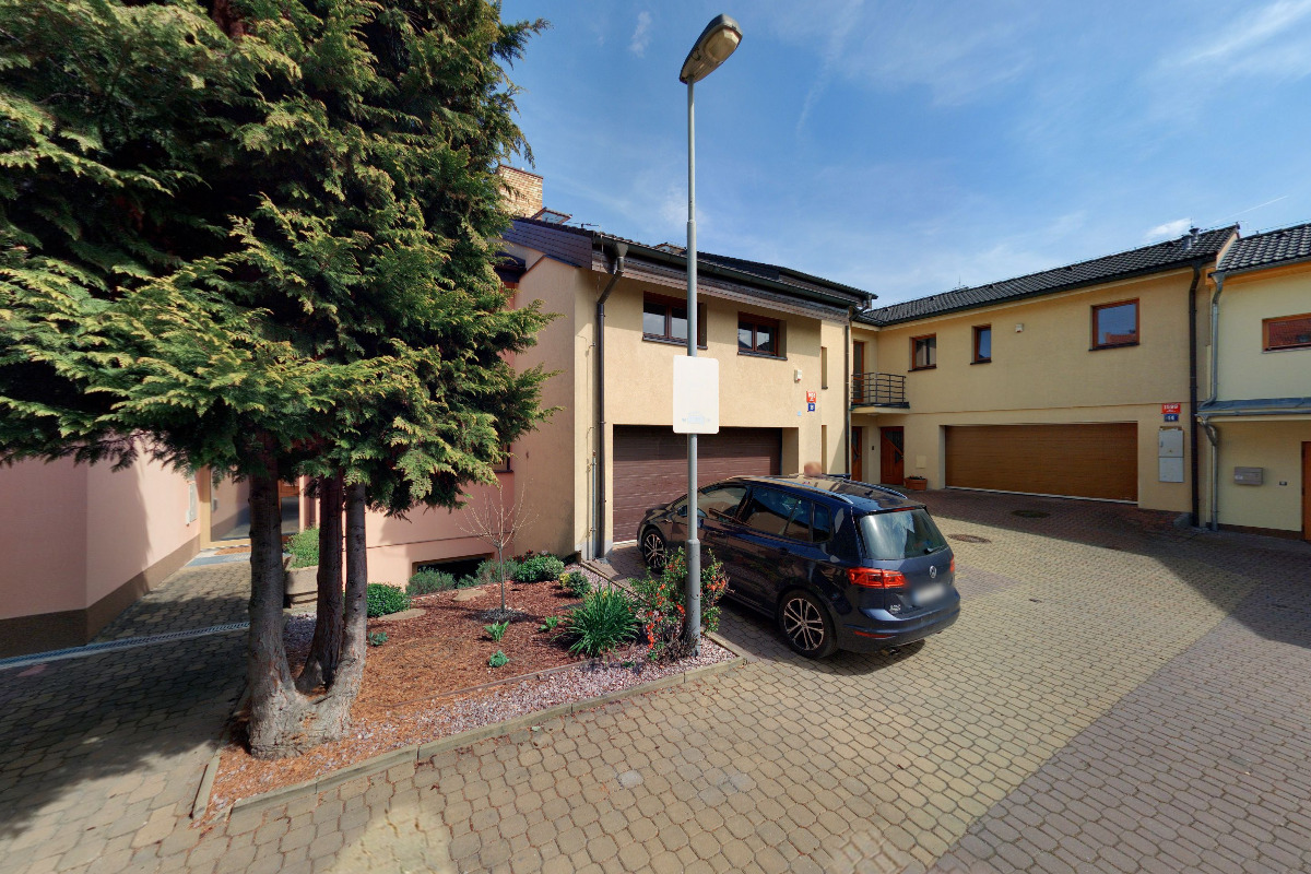 Za Humny s.r.o. foto 1