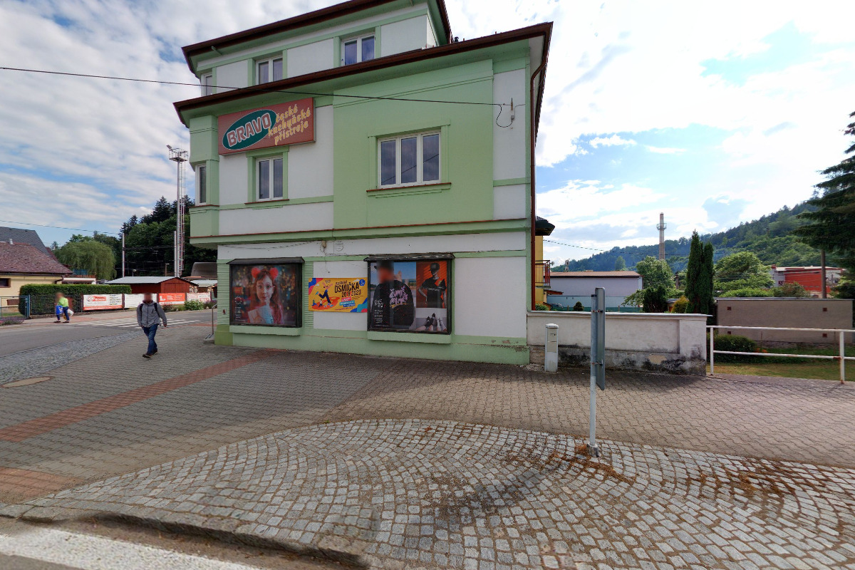 Čumíš na mě