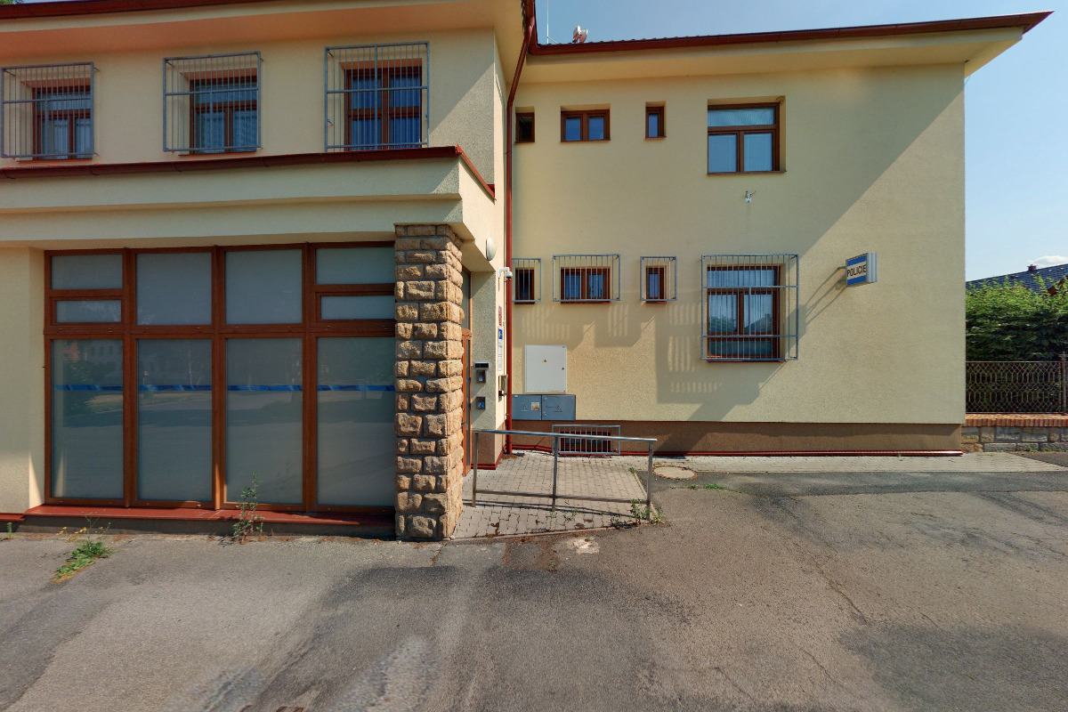 Policie ČR - Obvodní oddělení Kostelec nad Černými lesy foto 2