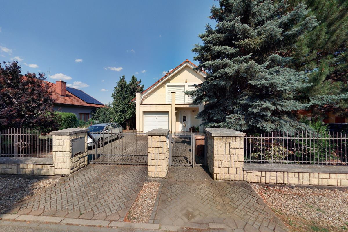 Daňový poradce ev. č. 1889 Ing. Helena Huláková foto 2