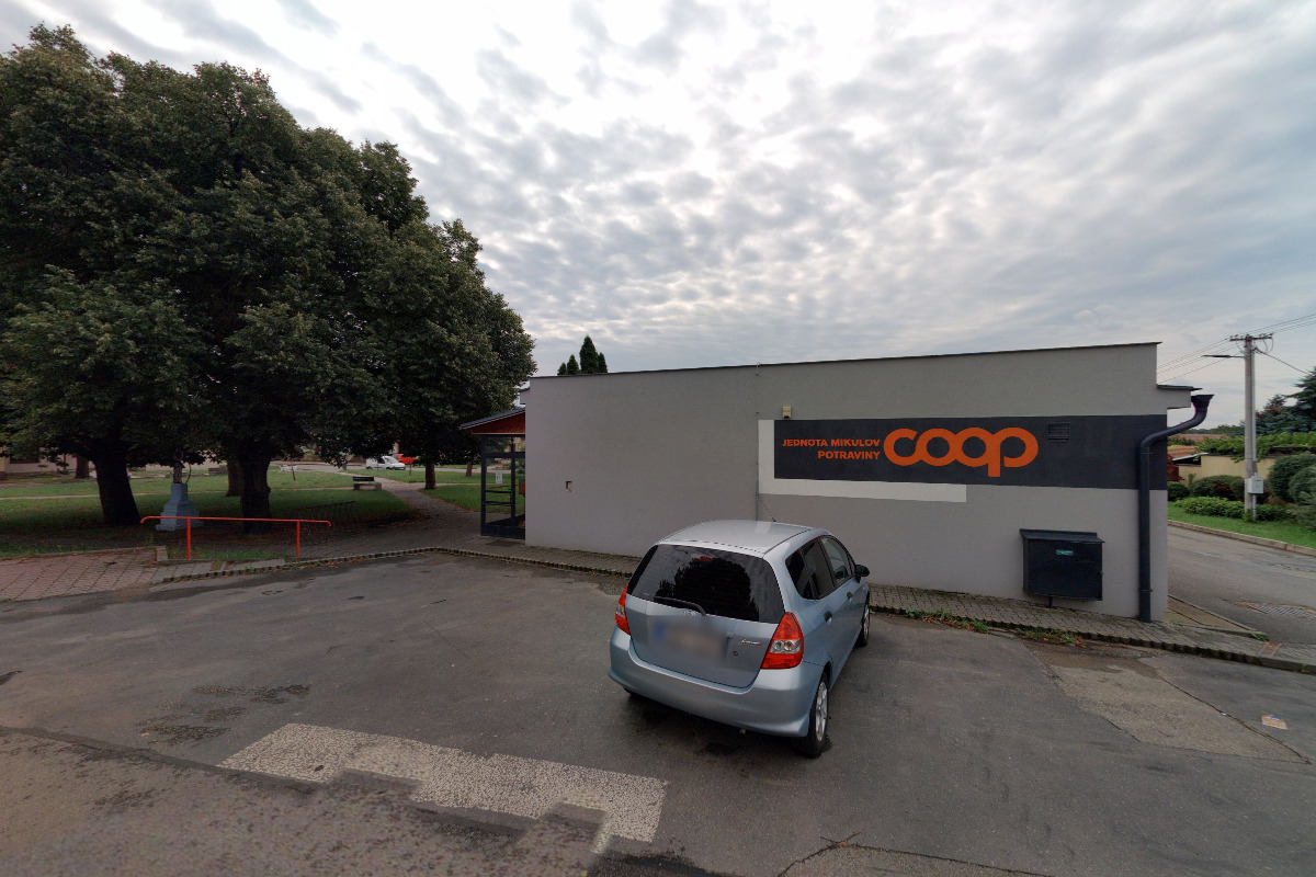 COOP - Jednota, spotřební družstvo v Mikulově foto 3