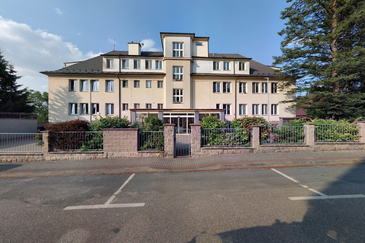 Nemocnice následné a rehabilitační péče Vojkov foto 1