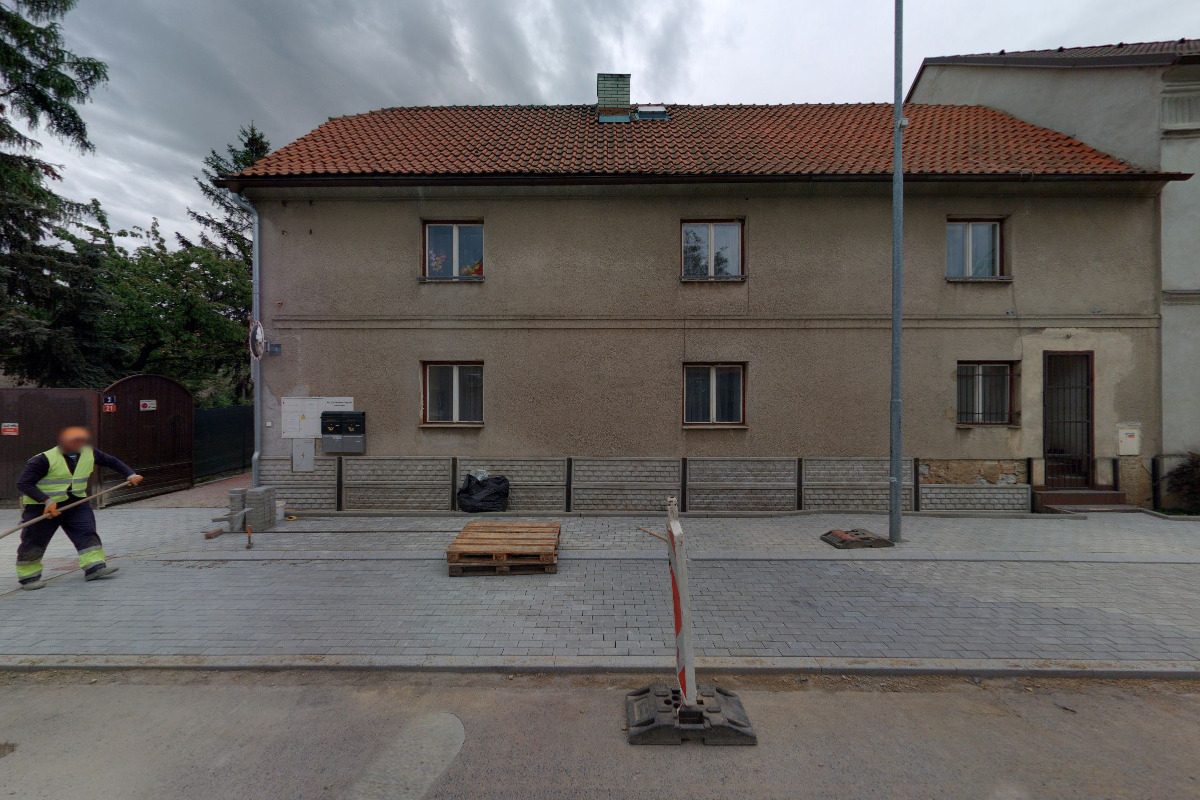 Praktická lékařka – Chýně