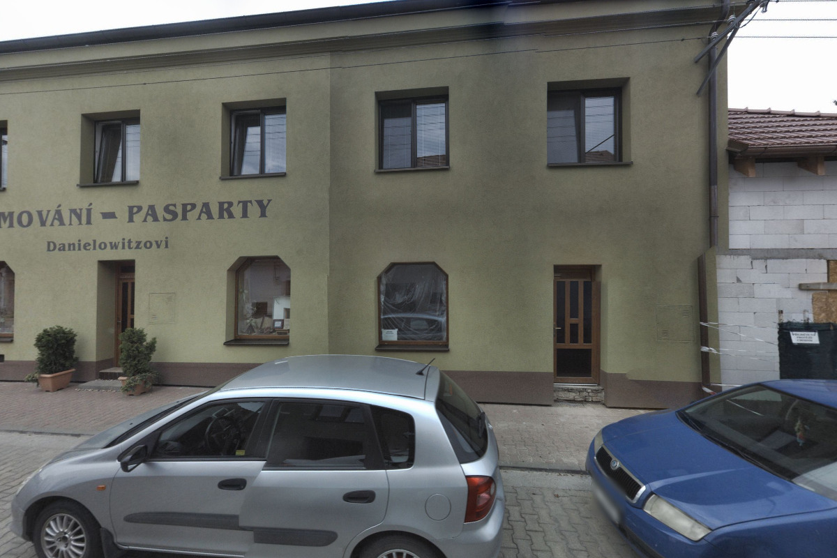 Dagmar Danielowitzová  RÁMOVÁNÍ PASPARTOVÁNÍ foto 2