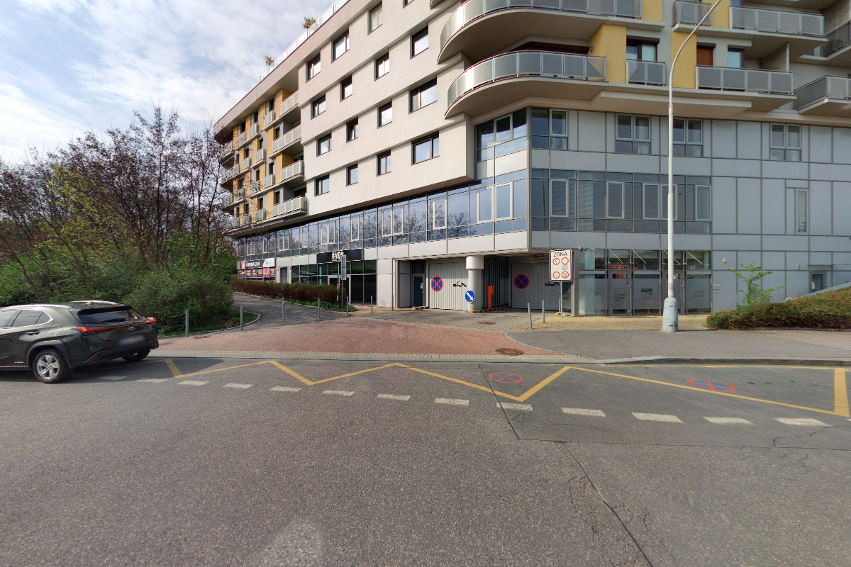 All-on-4-implantaty.cz - dSmile