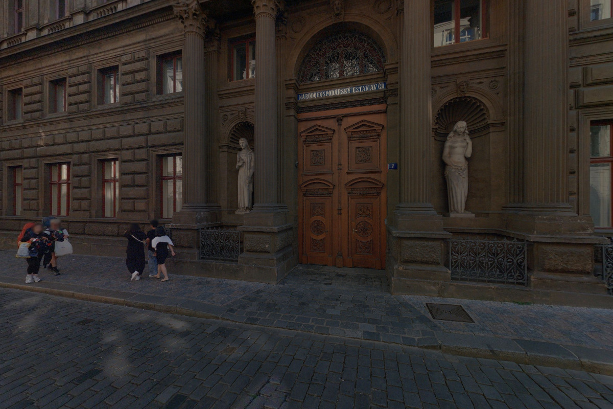 Nadace CERGE - EI foto 2