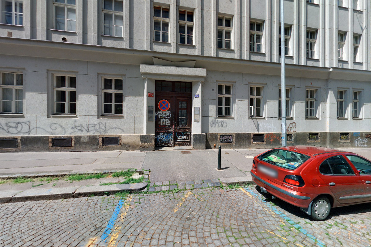 AUTOPŮJČOVNA 2 CH RENT