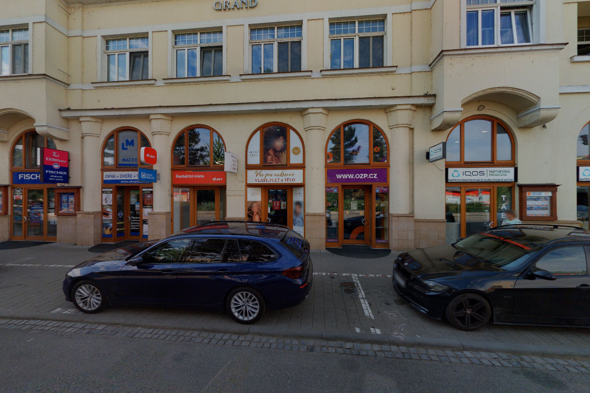 MJC Zlín - potřeby pro kadeřníky foto 2