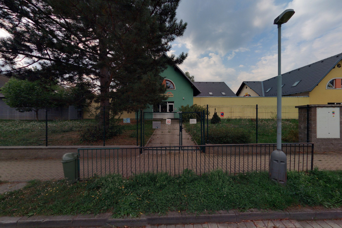 Čistírna peří Mareš