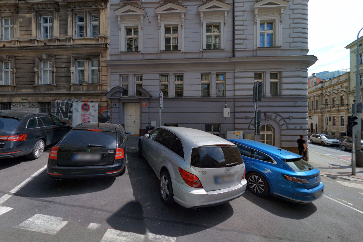 Mgr. Ivana Mičkeová, advokátka