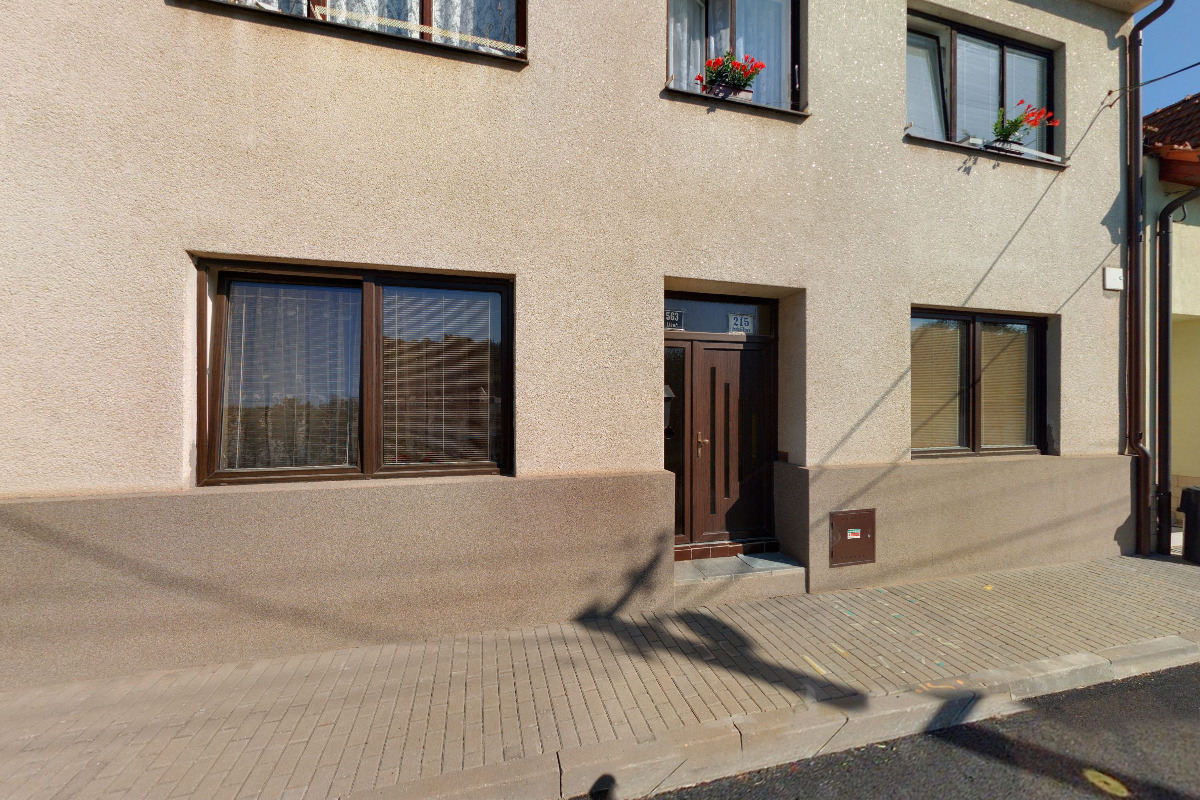 prace-dum-zahrada-brno.cz