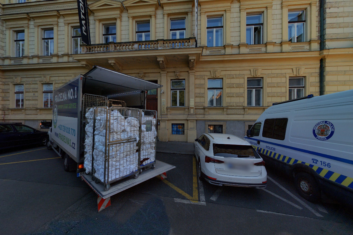 Agentura PŘEKLADY A TLUMOČENÍ foto 2