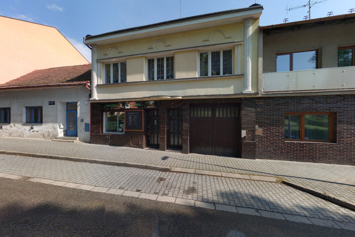 Vinotéka pod Lipami foto 1