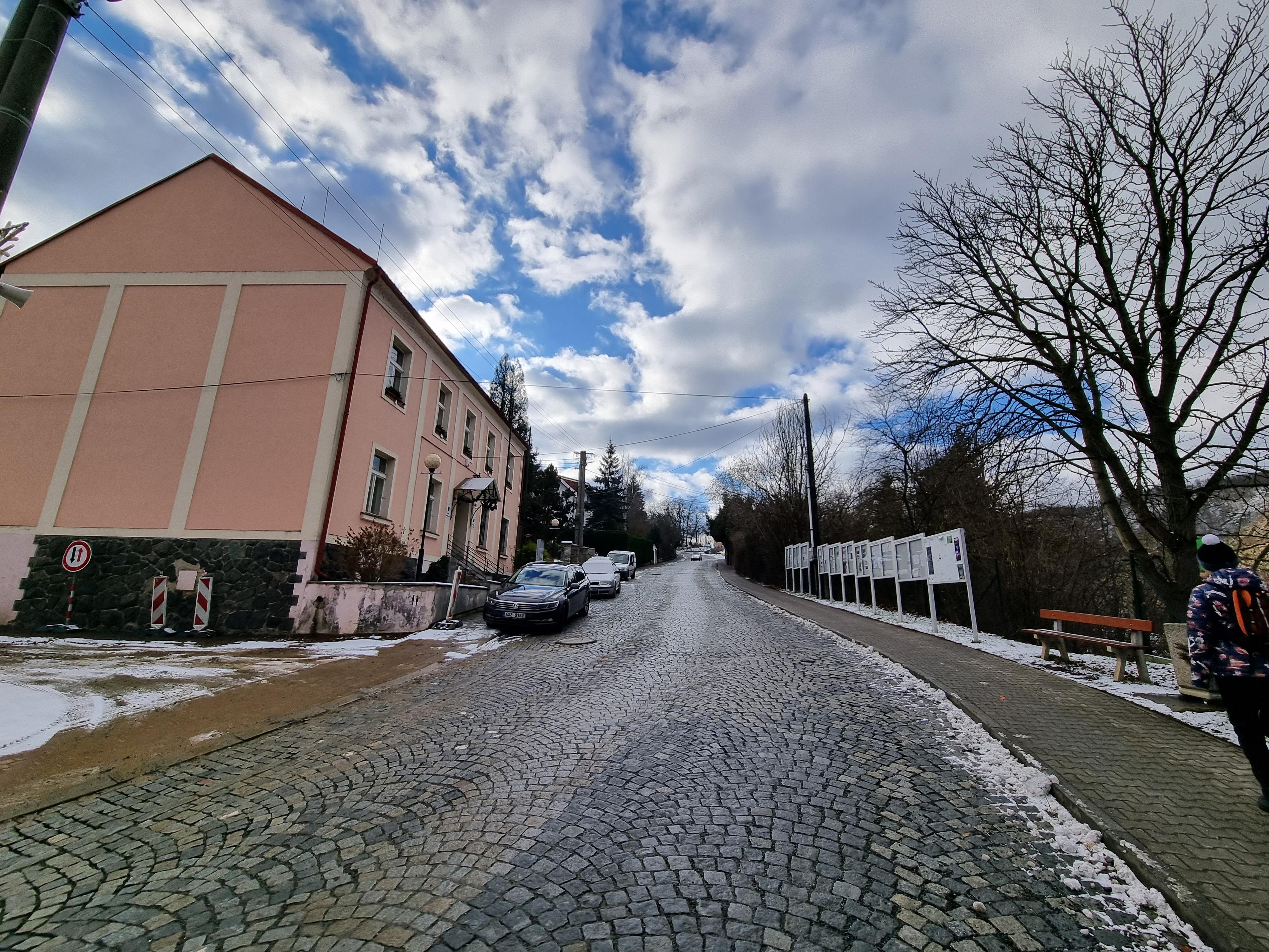 Vrané nad Vltavou - obecní úřad foto 3
