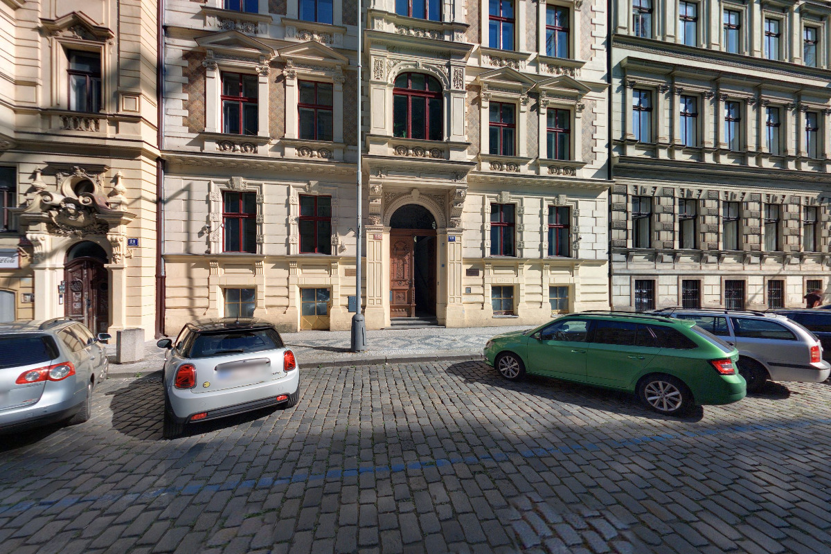 Spolek absolventů IES FSV UK - Alumni