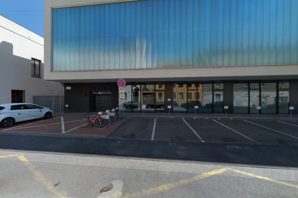 HUIS BUILDING RED s.r.o.