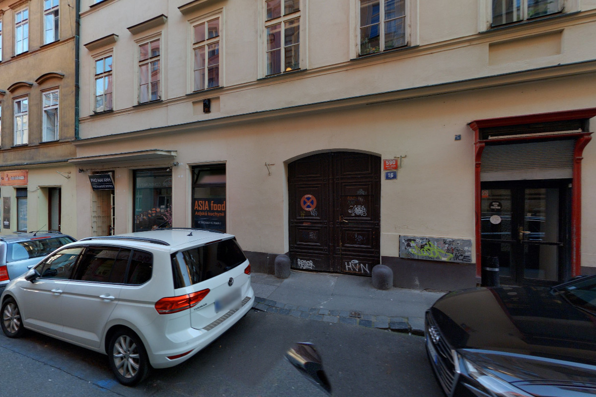 BEER AND FRIENDS foto 2