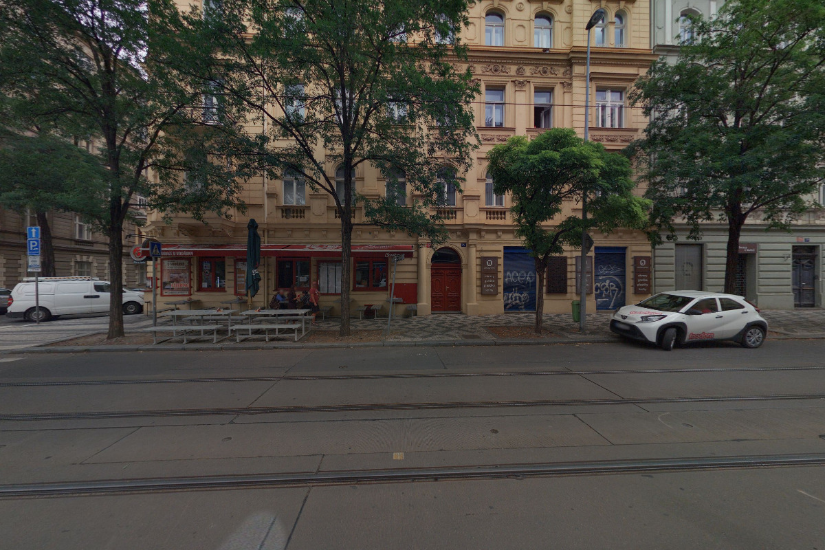 Obrazy v aukci, s.r.o. foto 3