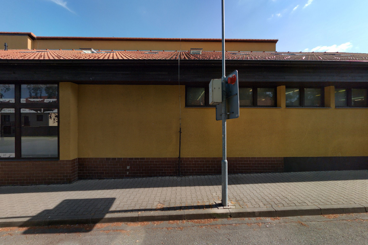 Nákupní středisko Potraviny u Kohouta foto 3