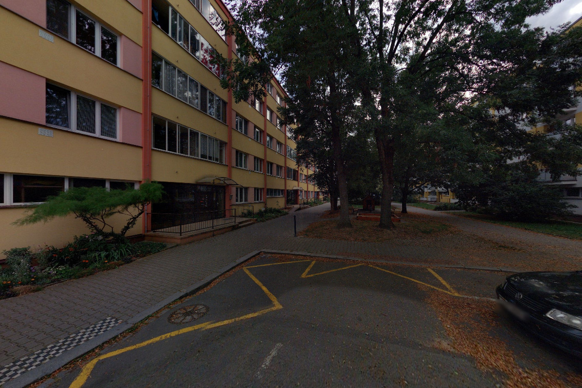 Společenství vlastníků domu (SVD) čp. 227 - 230 Prodloužená, Pardubice foto 2