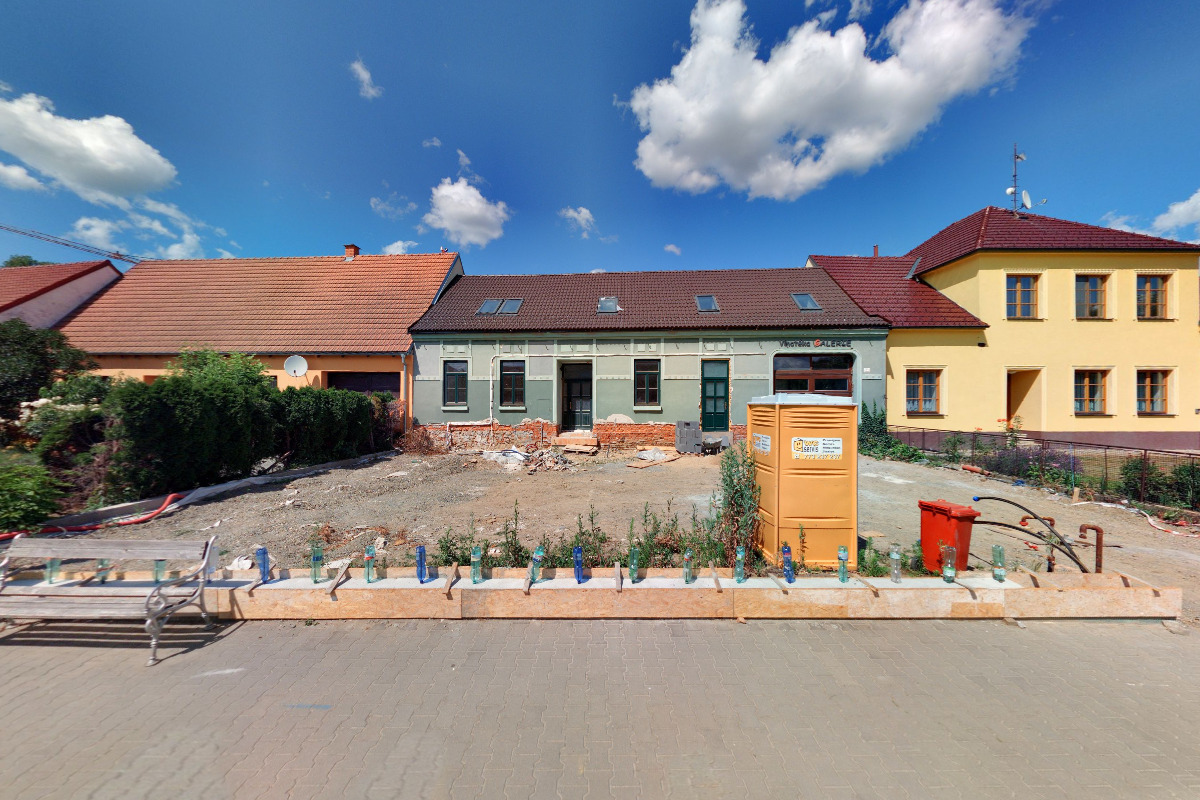 Apartmány v zahradě