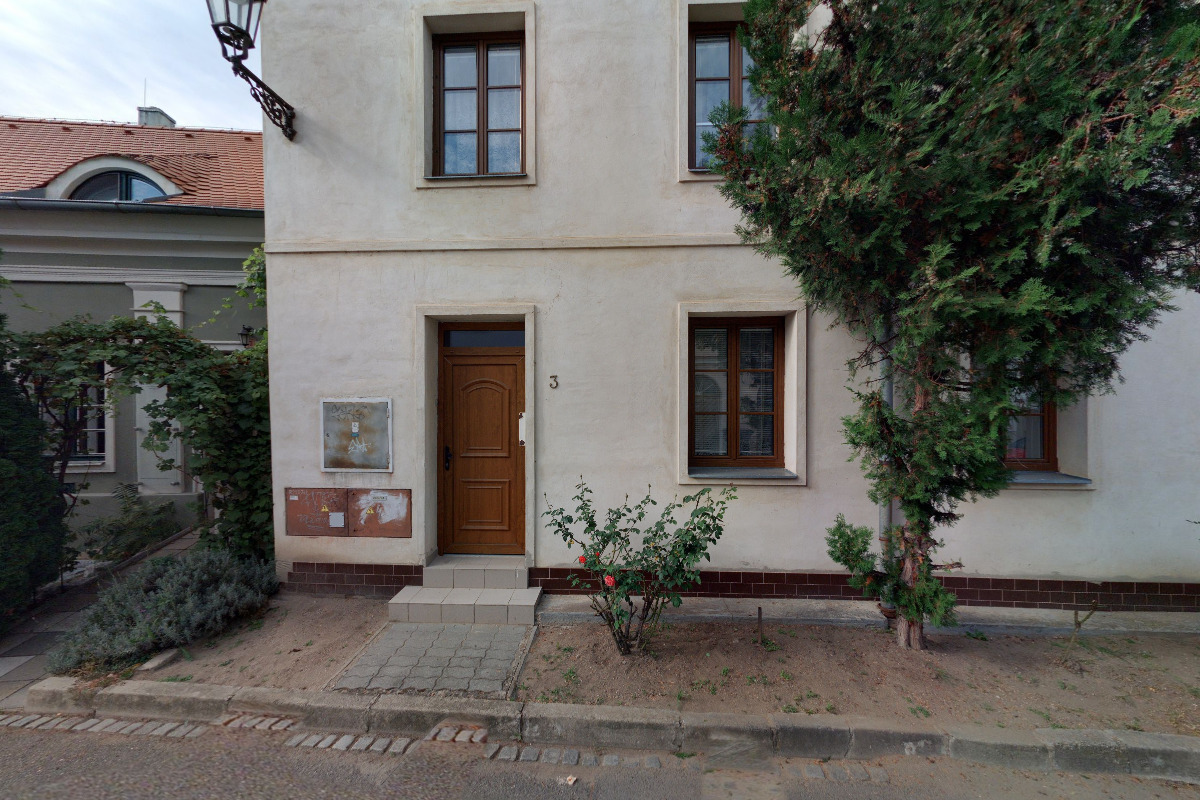 Mgr. Miloš Škamrada, advokát