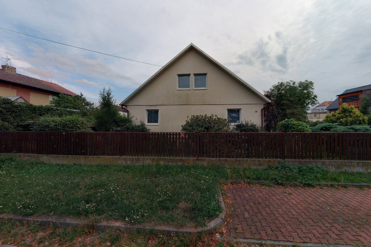 Suchomel YACHTING Company