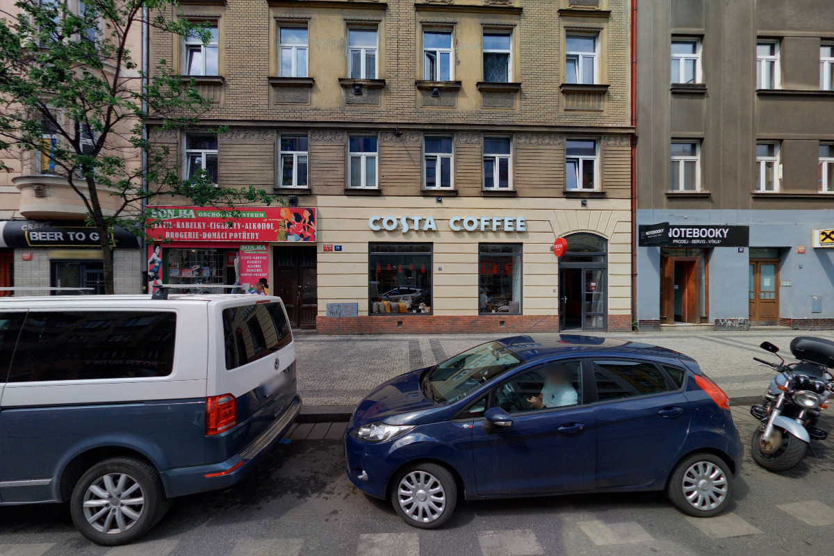 The Crown Barbershop foto 1