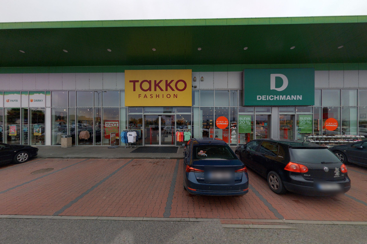 TAKKO FASHION foto 2