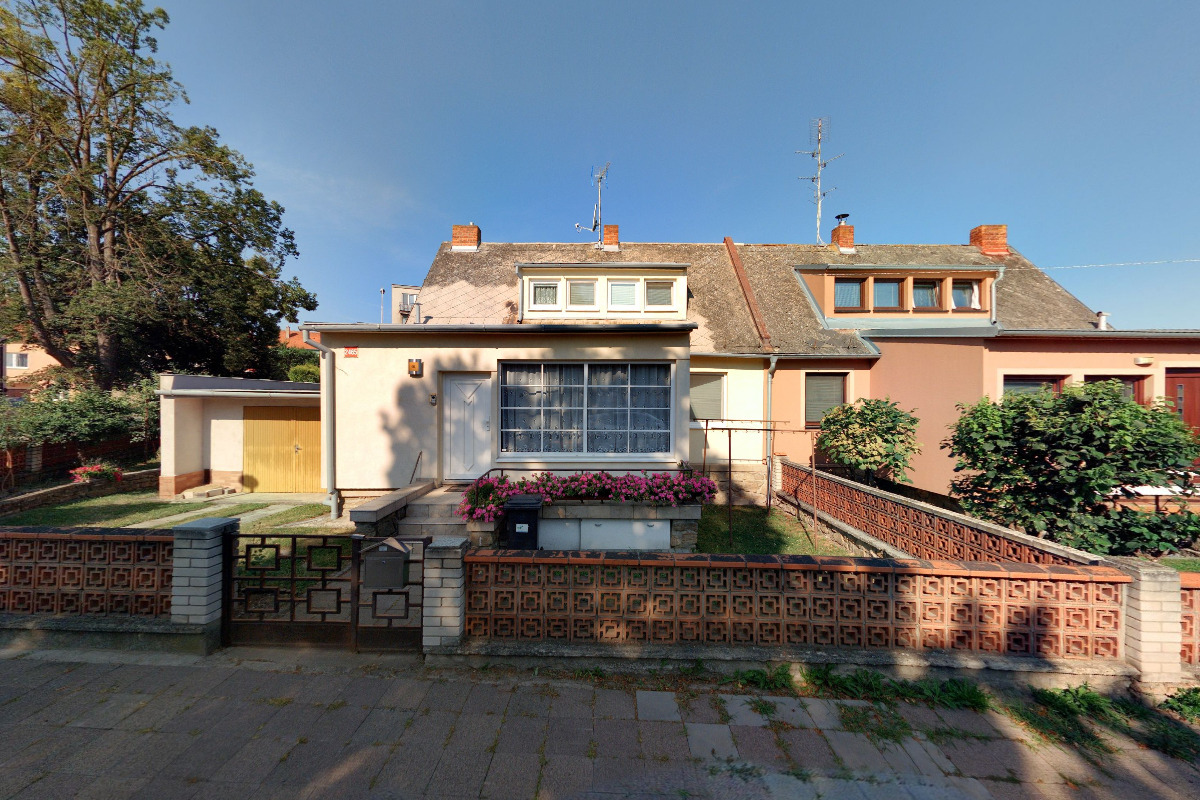 JUDr. Vlastimil Grois