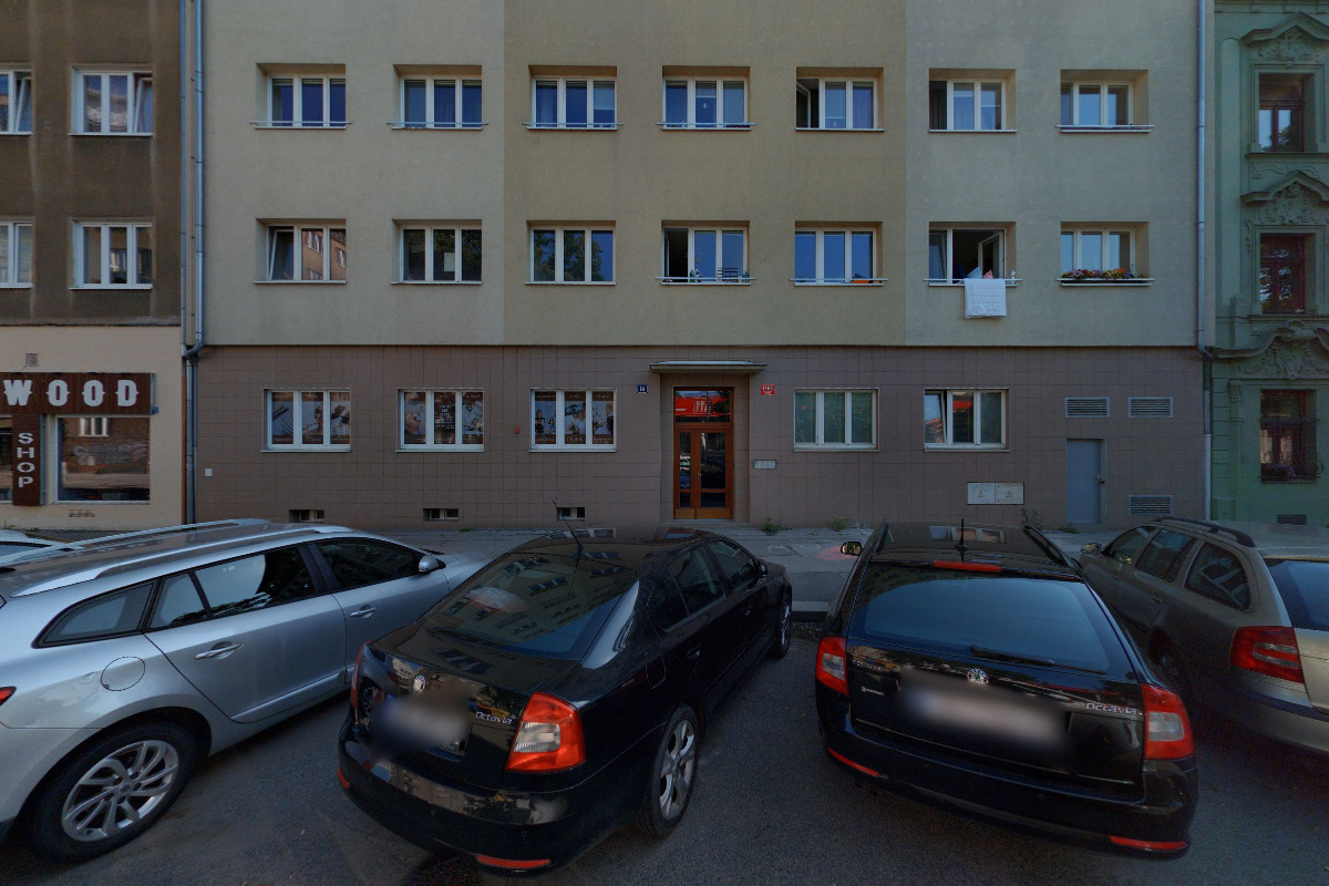 Mgr. Veronika Rubešová, advokát